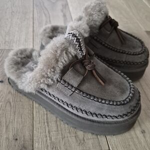 UGG Platform Women's Slippers